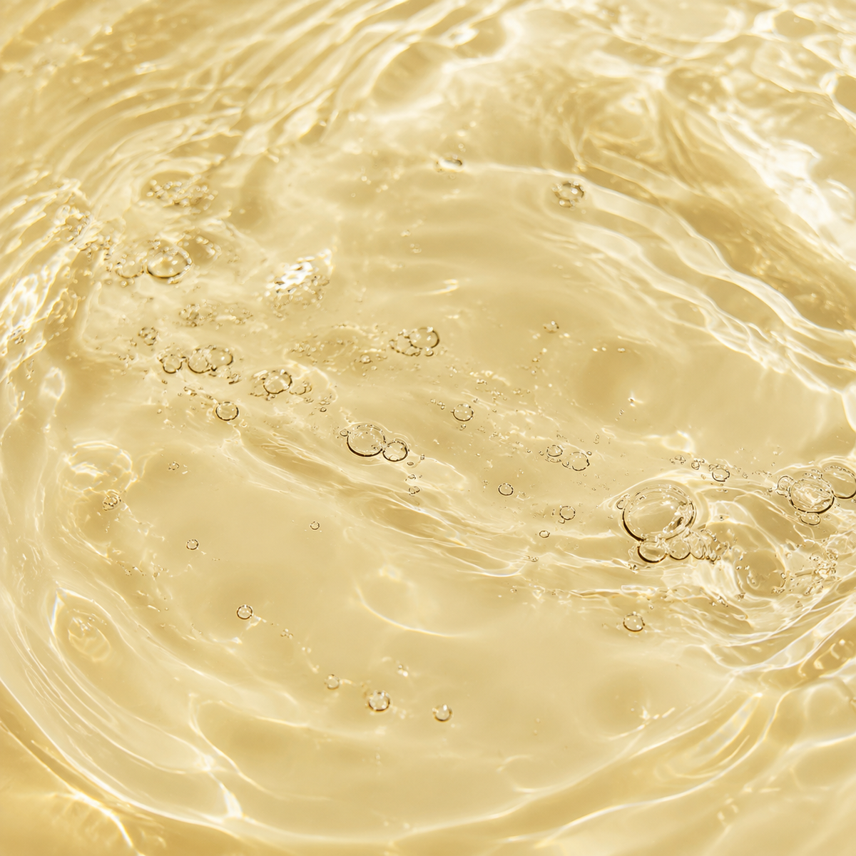 Organic white wine vinegar macro