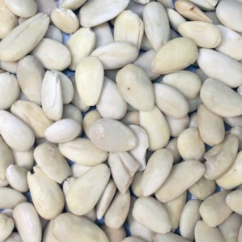 Organic Blanched Almonds extreme macro