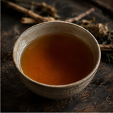 Organic dandelion tea serving