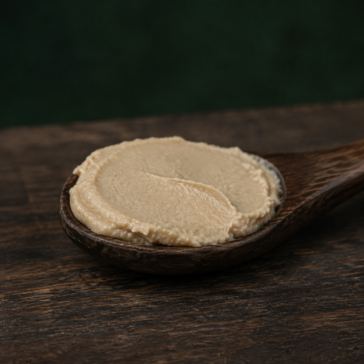 Spoonful of organic smooth cashew butter